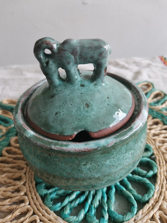 Pot Céramique couvercle sculpture Eléphant