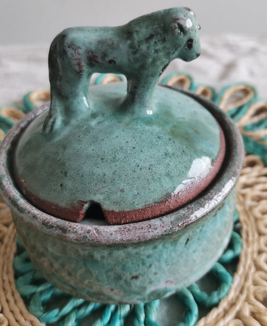 Pot Céramique couvercle sculpture Lion